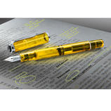 Highlighter Fountain Pen, Set with 30ml Neon Ink Highlight in style, edit in brilliant colour: The fountain pen for neon ink.
