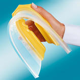  Water Blade&reg; is soft and extremely flexible &ndash; and even wipes curved 
surfaces perfectly.