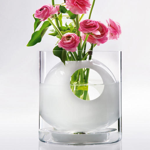 Scandinavian Designer Vase 5 glass vases in one. Saves cupboard space. May also be used as a candle holder.