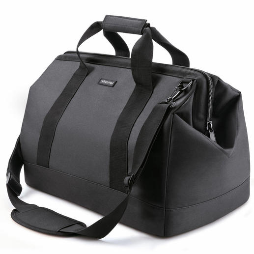 Allrounder As practical as a doctor's bag. A mere 35 oz light. Enormous 6.6 gallon storage space.