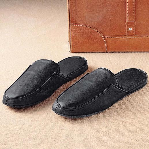 Leather Slippers for men and women Look good at all times &ndash; in these comfortable nappa leather slippers.