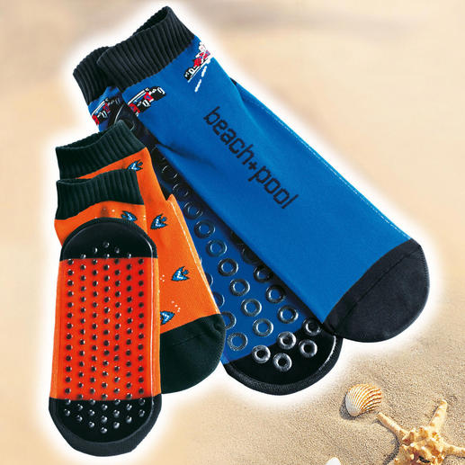 Beach Socks, Set of 2 Beach socks: Light, elastic and ideal both for swimming and at home.