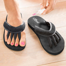 toe spreader sandals