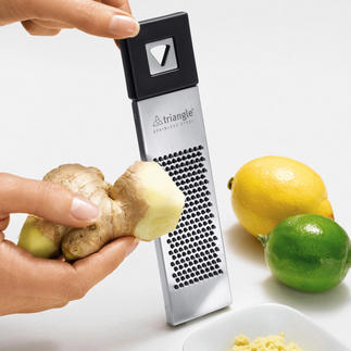 Fine Grater Works faster, cleaner and without wastage.