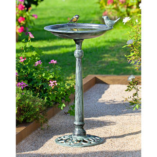 Victorian Bird Bath With an antique looking finish. In the English garden tradition.