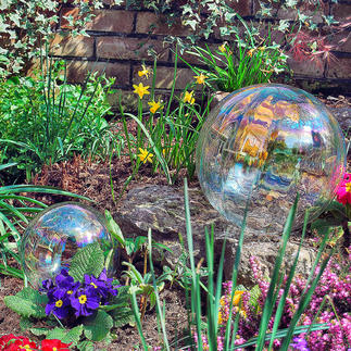 Soap Bubble Ball Beautiful everlasting soap bubbles – made from iridescent glass. For use indoors and out.