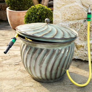 Hose Tub “Ritu” Practical home for your garden hose. And a stylish eye-catcher at the same time.