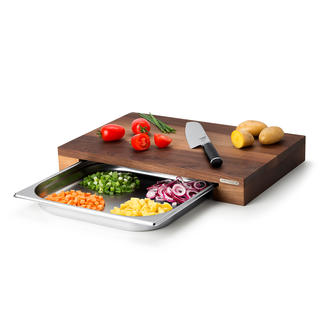 Professional Cutting Board With Collection Tray Saves time, effort and washing up.