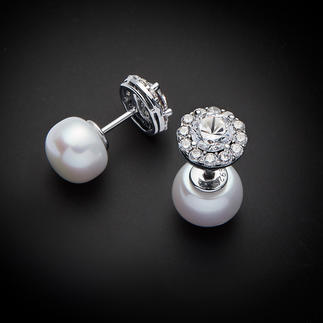 Vario Ear Stud By day, elegant with fresh-water pearls. And by night, brilliant with zirconia stones.