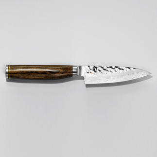 Shun Premier Knives ”Tim Mälzer“ The new damask steel knives series from traditional Japanese manufacturer KAI.