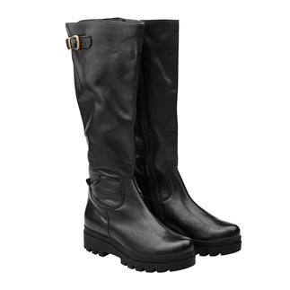 Werner Platform Boots Soft and light, despite trendy coarse look. Platform boots by Werner.  Made of vegetable tanned leather.