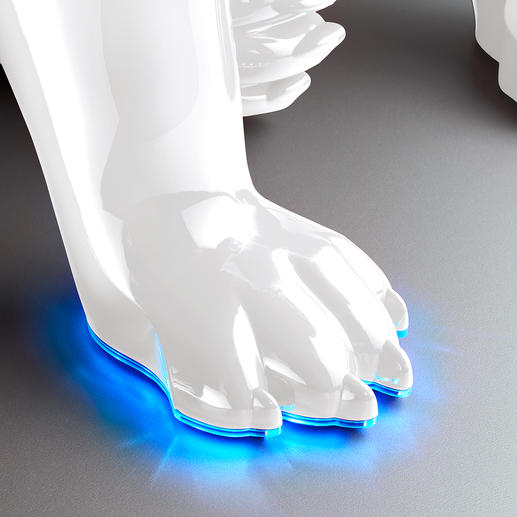 When switched on, the edge of the paws light up in blue. When switched on, the edge of the paws light up in blue.