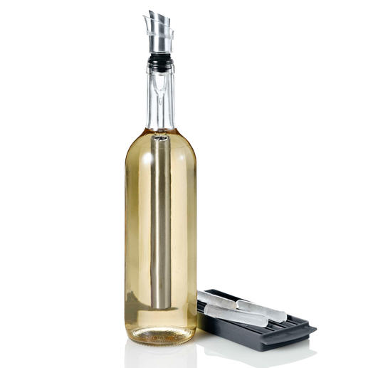 4-in-1 Icepour Cooling Rod Stainless steel cooling rod, pouring spout, aerator and bottle stopper in one. Keeps your wine perfectly cool.