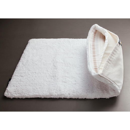 The 1.5cm (0.6″) thick insert makes you feel like you are walking on a cloud. The 1.5cm (0.6″) thick insert makes you feel like you are walking on a cloud.