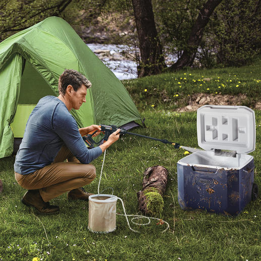 Complete the set with practical accessories: Foldable 10l water bucket, 400ml foam nozzle and washing brush. Complete the set with practical accessories: Foldable 10l water bucket, 400ml foam nozzle and washing brush.