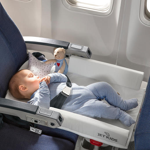 taking a travel cot on plane