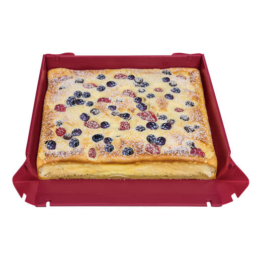 The oblong baking mould (separately available) is ideal for cakes. The oblong baking mould (separately available) is ideal for cakes.