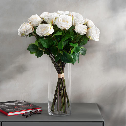 Avalanche Rose Bouquet Everlasting beauty: Fascinating and true to nature - just like fresh from the florist.