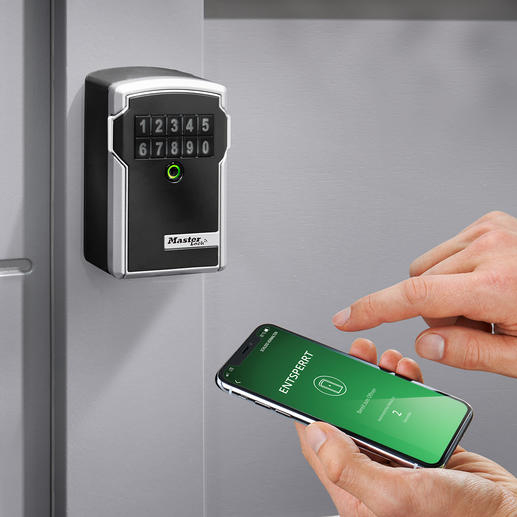 Electronic Key Safe The key safe 2.0. Solid, weatherproof, and controllable via an app.