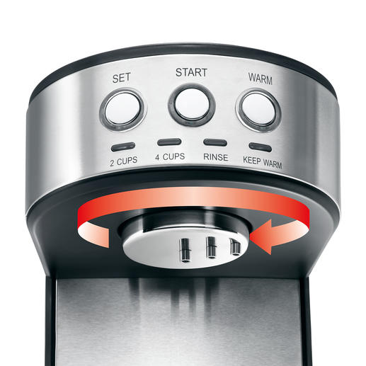 The rotating brewing head pours water over the ground coffee evenly and carefully, allowing the aroma and flavours to fully develop. The rotating brewing head pours water over the ground coffee evenly and carefully, allowing the aroma and flavours to fully develop.
