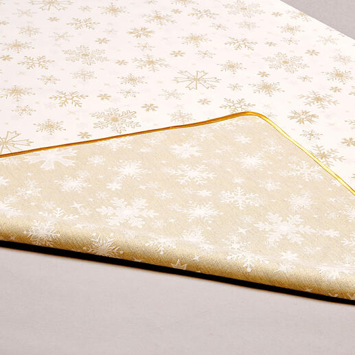 Both tablecloths are reversible: Discreet on one side and festively glitzy on the other. Both tablecloths are reversible: Discreet on one side and festively glitzy on the other.