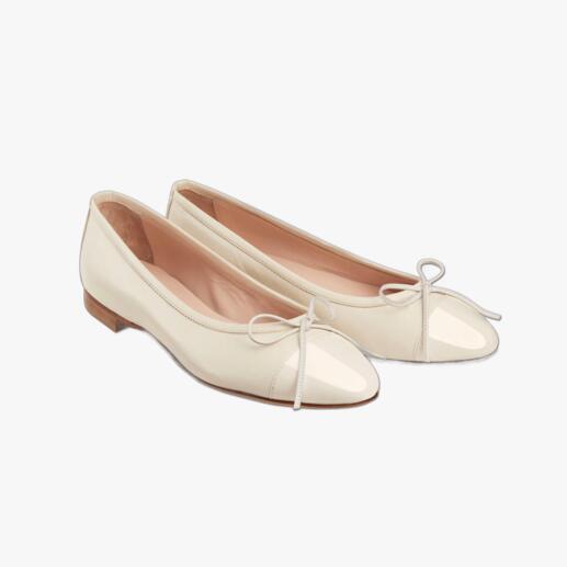 Casanova Ballerina Pumps A particularly elegant way to wear flat shoes. Sensationally comfortable and chic.