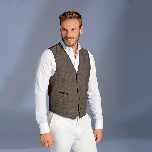 Carl Gross Linen Sports Jacket or Waistcoat Look a true gentleman – even when it’s over 30 degrees. A rare find: A two-piece ensemble made of pure linen.