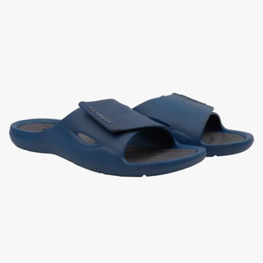 Fashy AquaFeel Men’s Pool Shoe Non-slip on wet surfaces. Antibacterial to combat athlete’s foot.