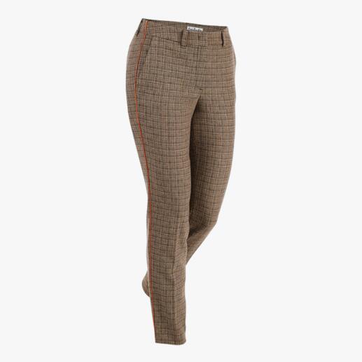 New Check Pants Fashionably pepped up through a new woven structure and orange-coloured braid stripes.