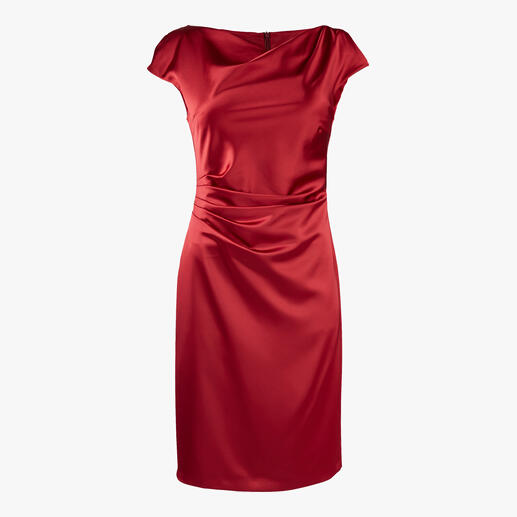 Swing Shift Dress Eye-catching. Flattering. And feel-good garment for many occasions.