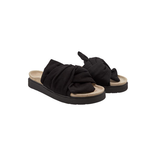 Inuikii Knot Sandals Classier than all the trendy sandals with an orthopaedic look – but just as comfortable.