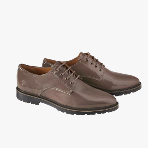 Apple of Eden Lacquer Derby Men’s shoe classic Derby: Femininely interpreted and fashionably updated. From Apple of Eden.