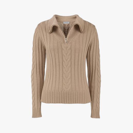 Wool & Silk Zip-neck Pullover Traditional knitted zip-neck pullovers are rarely this modern or feminine. Shorter length. Finished with silk.