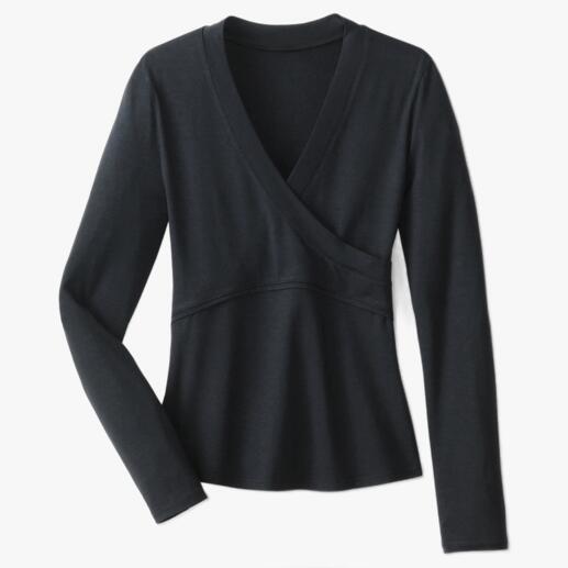 “Wrap” Top, long sleeves At last – a wrap top that fits perfectly. Its secret: A mock wrap design without annoying ties.